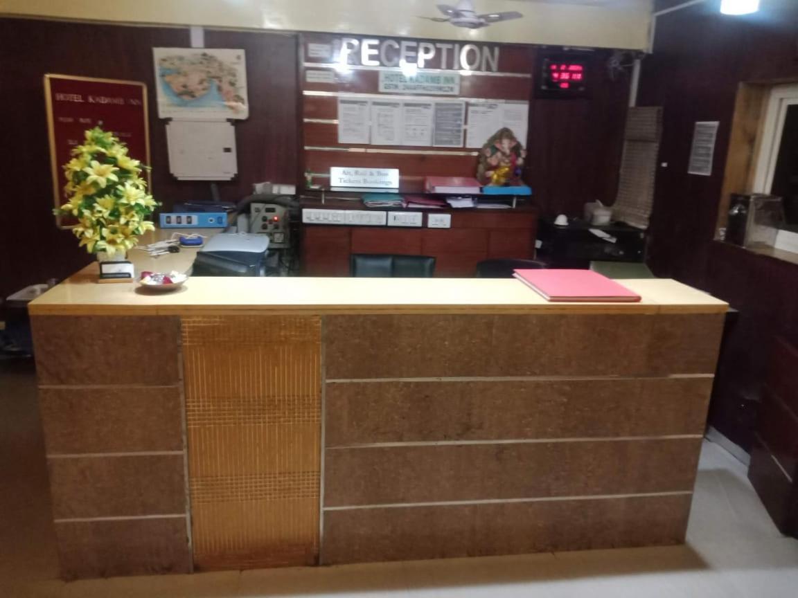 Hotel Kadamb Inn Ahmadabad Zewnętrze zdjęcie
